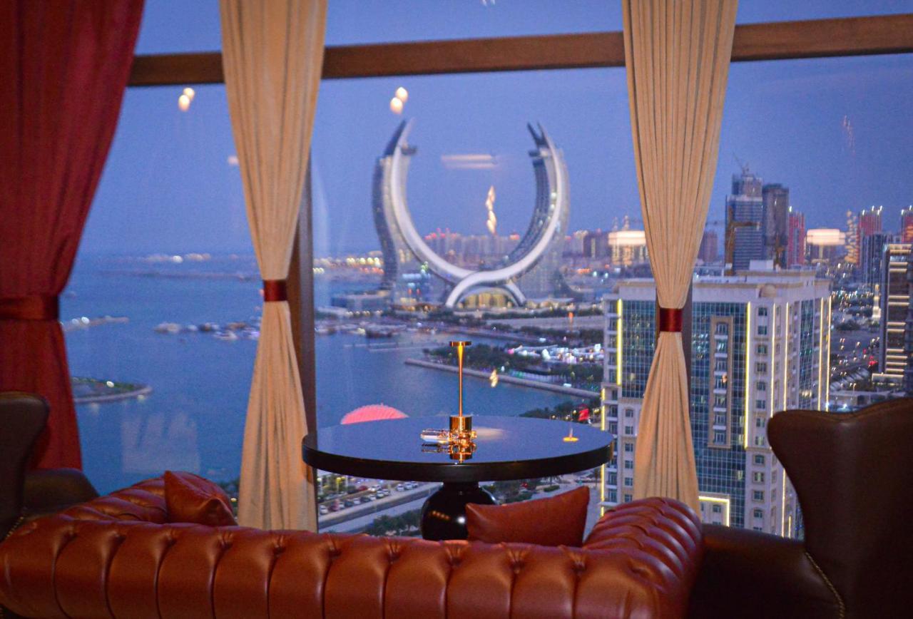 Century Marina Hotel - Lusail Exterior foto View from the lounge